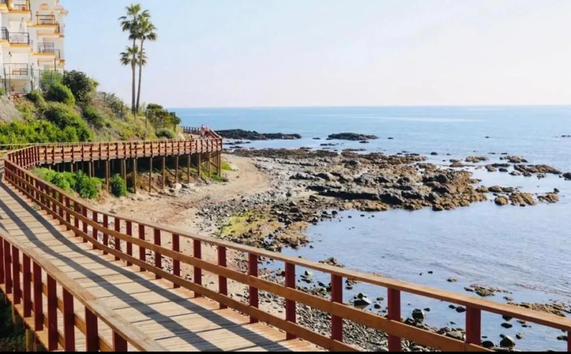 La Cala Beach Apartment 라칼라데미야스